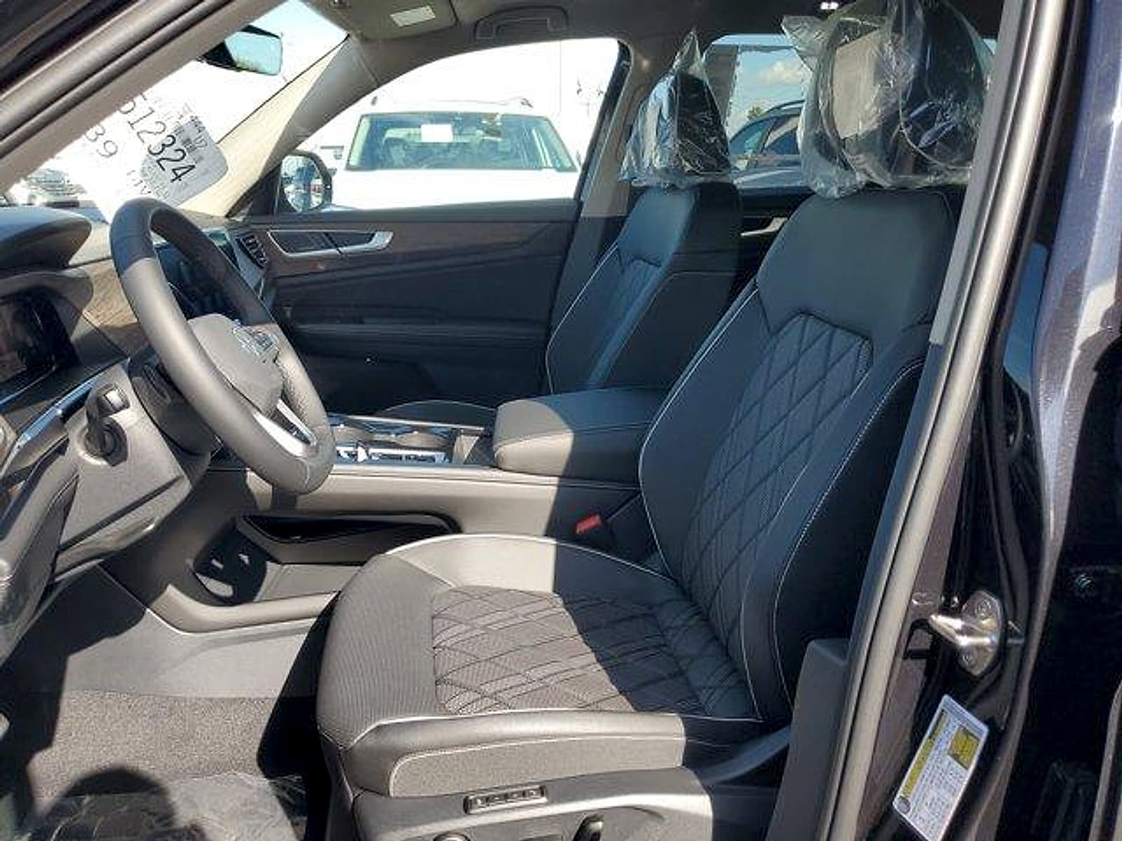 2026 Volkswagen Atlas SEL Premium R-Line - Photo 11