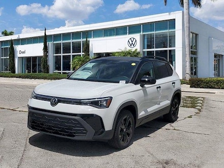 2025 Volkswagen Taos 1.5T SE Black SUV