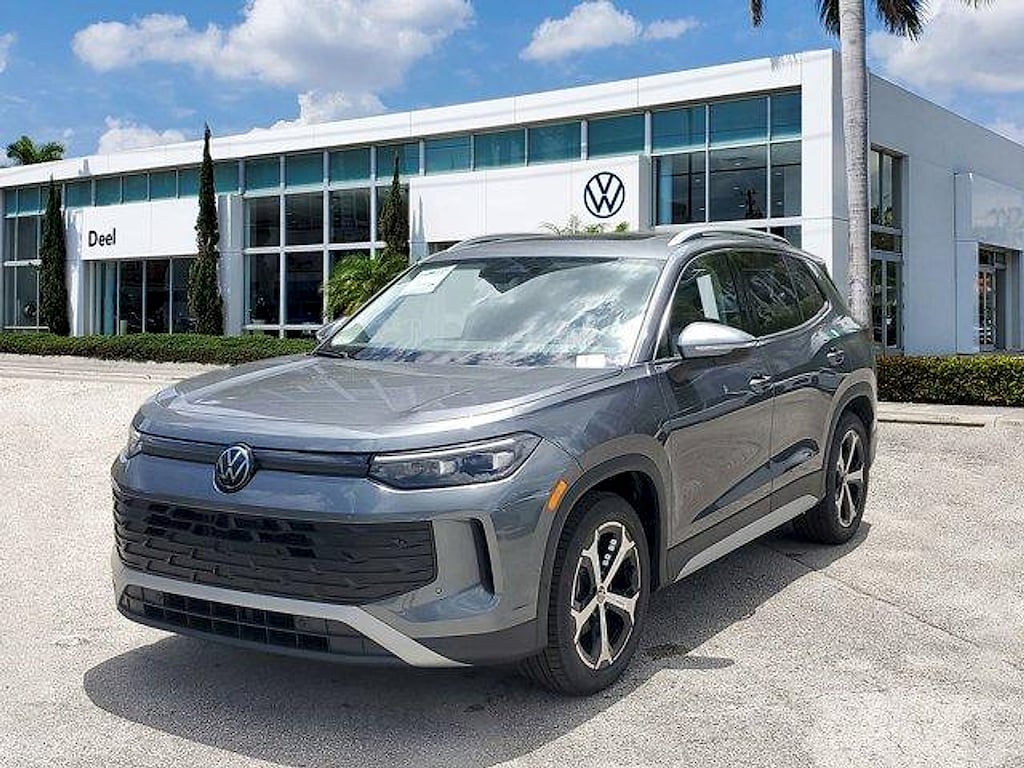 New 2026 Volkswagen Tiguan 2.0T SE SUV