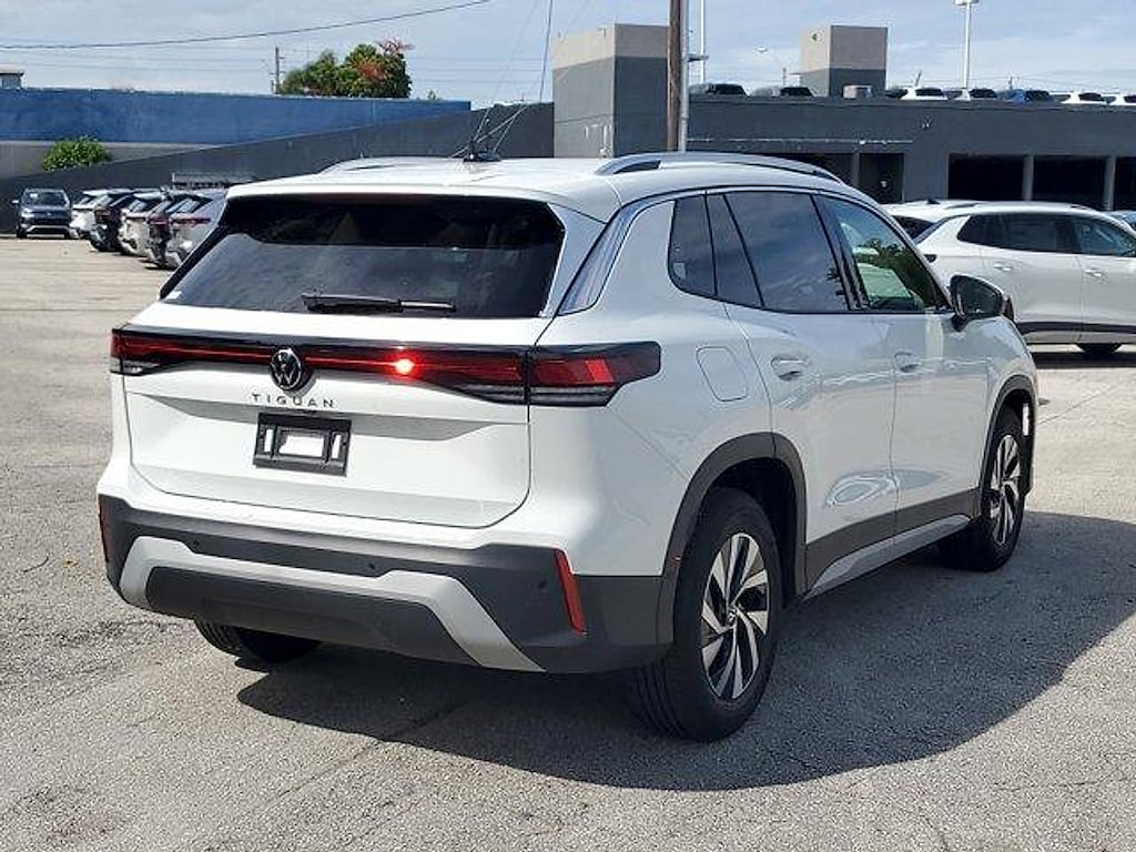 New 2025 Volkswagen Tiguan 2.0T S SUV