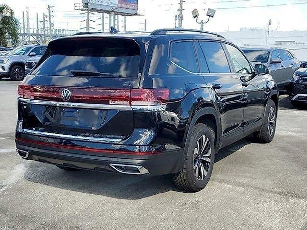 New 2026 Volkswagen Atlas 2.0T SE SUV