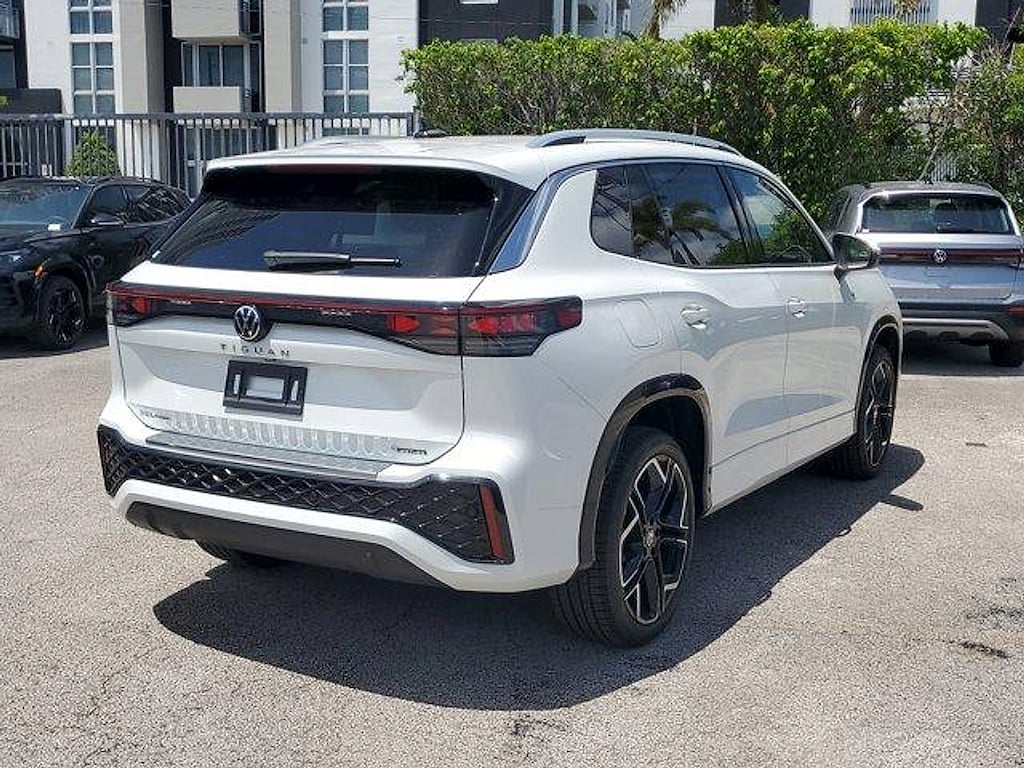 New 2026 Volkswagen Tiguan 2.0T SEL R-Line Turbo SUV