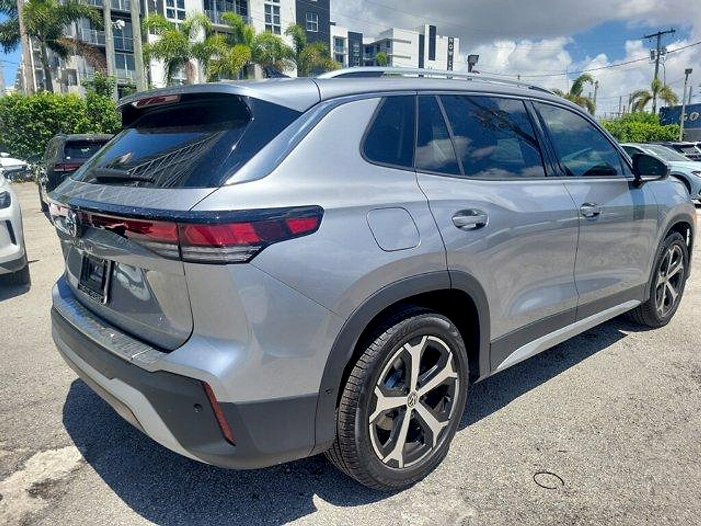 New 2026 Volkswagen Tiguan 2.0T SE SUV