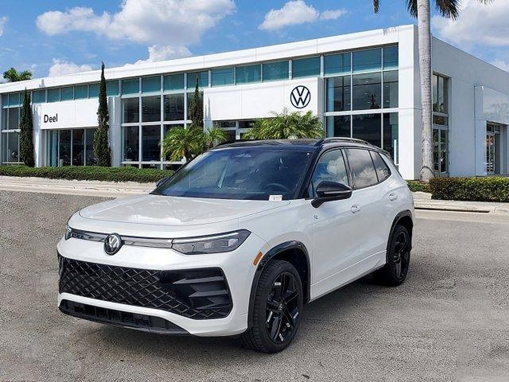 New 2026 Volkswagen Tiguan 2.0T SE R-Line Black SUV