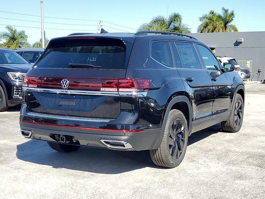 New 2026 Volkswagen Atlas 2.0T SE w/Technology SUV