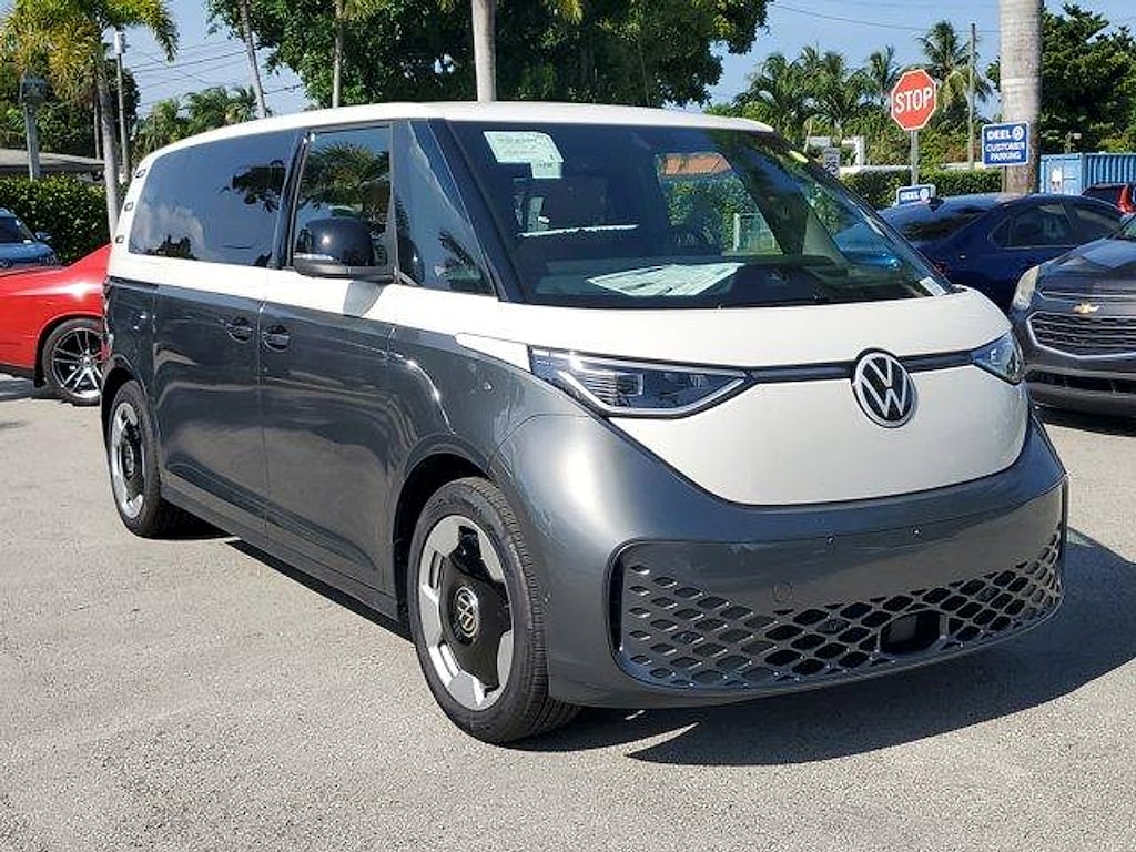 New 2025 Volkswagen ID. Buzz Pro S Plus Van Passenger Van