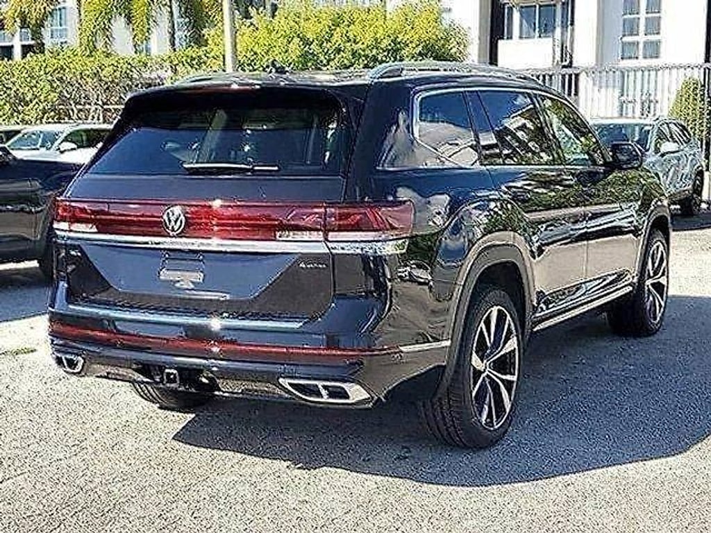 New 2026 Volkswagen Atlas 2.0T SEL Premium R-Line SUV