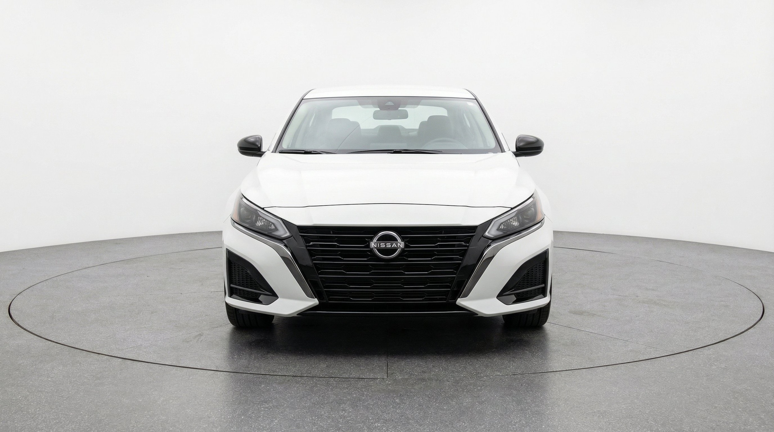 Thumbnail: 2025 Nissan Altima - 2