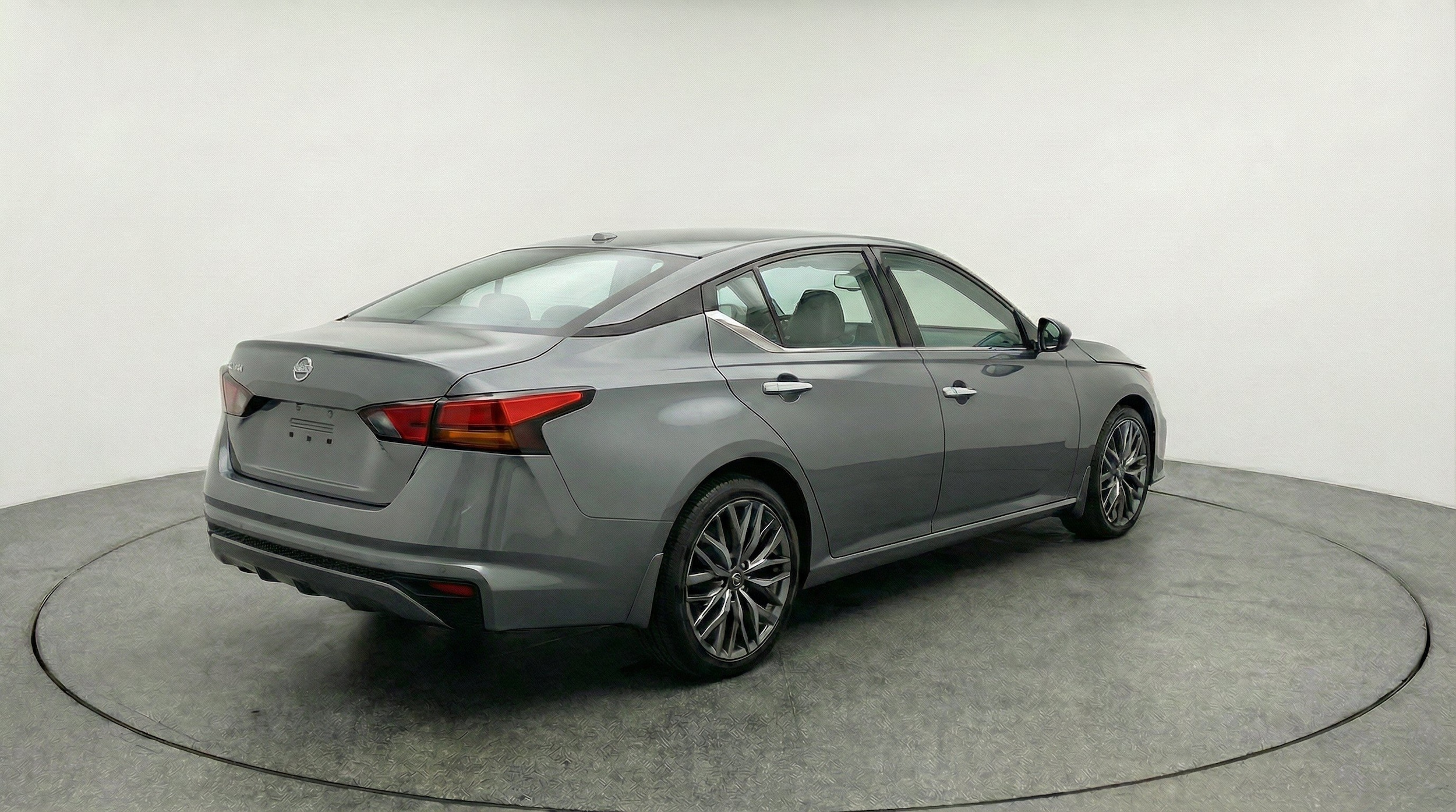 Thumbnail: 2025 Nissan Altima - 9