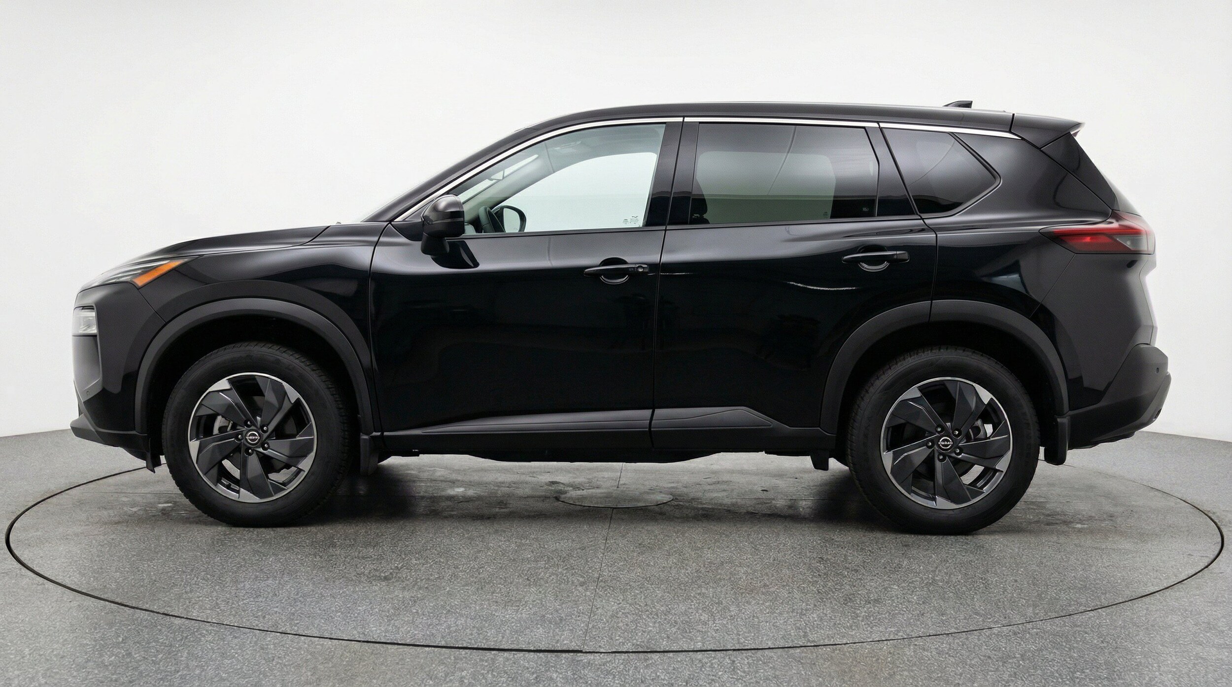 Thumbnail: 2025 Nissan Rogue - 5