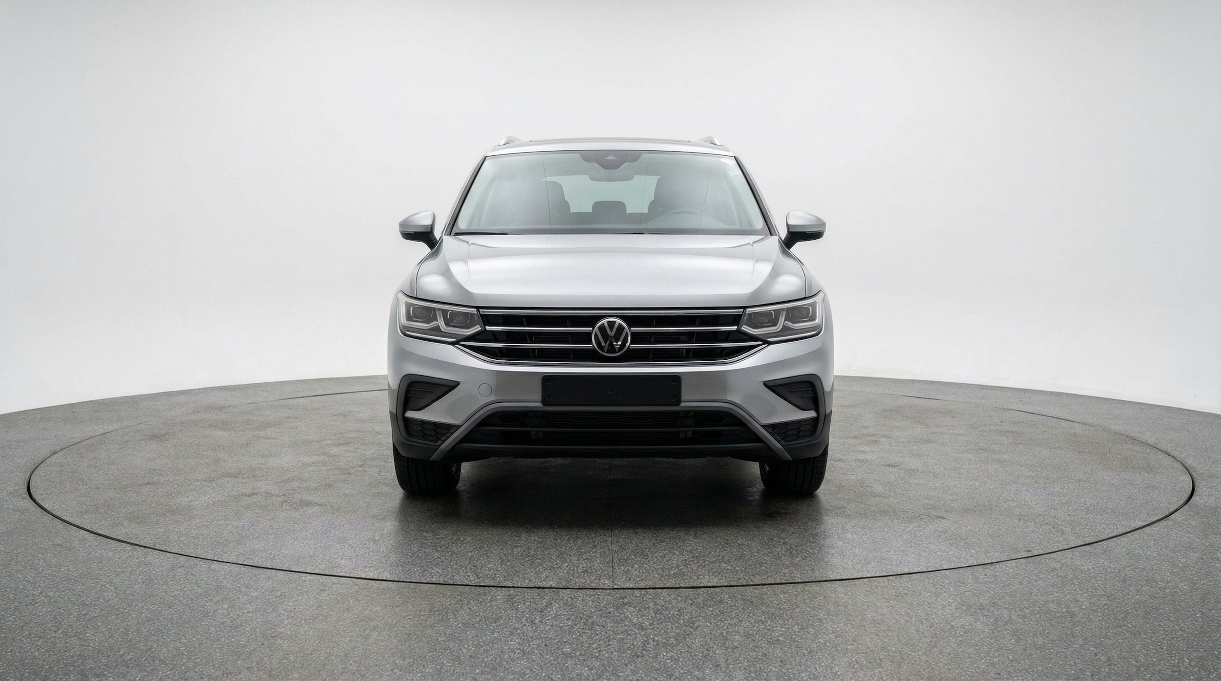 Thumbnail: 2026 Volkswagen Tiguan - 2