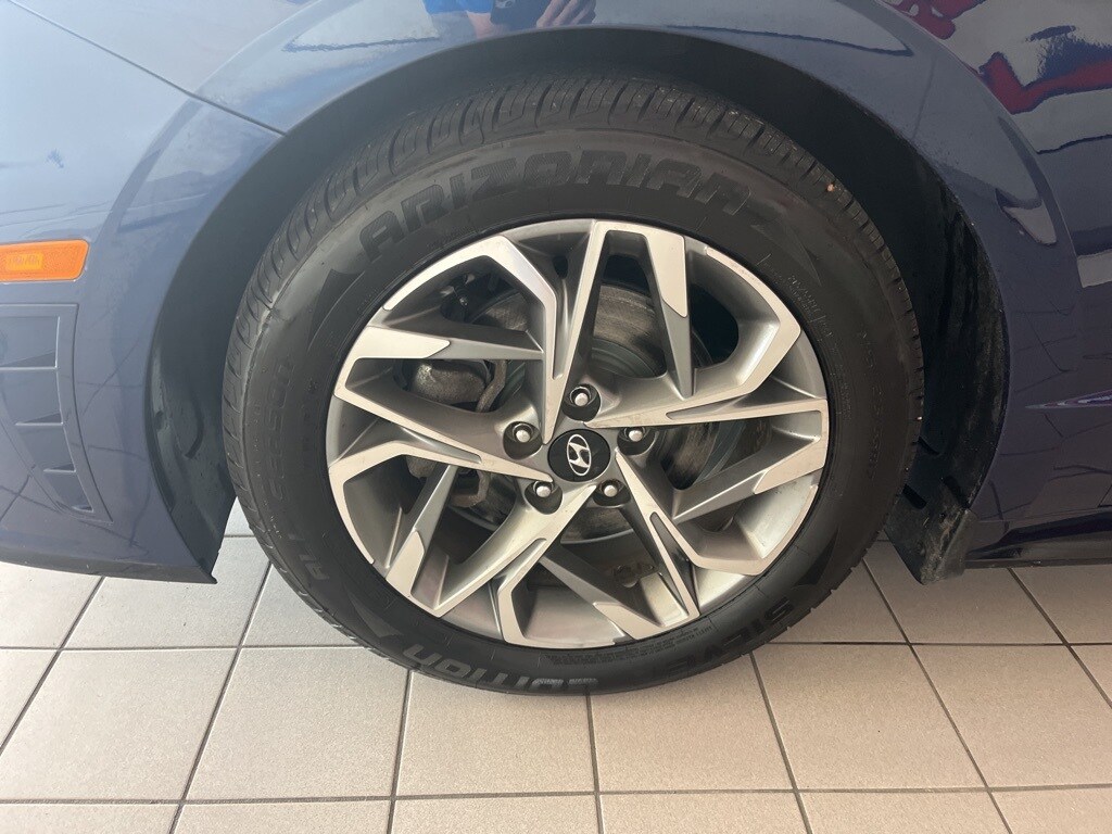 2022 Hyundai Sonata SEL Convenience photo 3