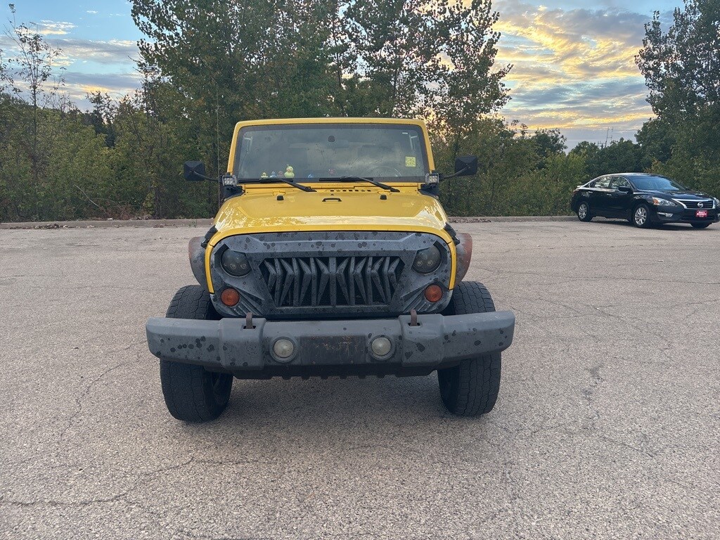 2008 Jeep Wrangler Unlimited X photo 2