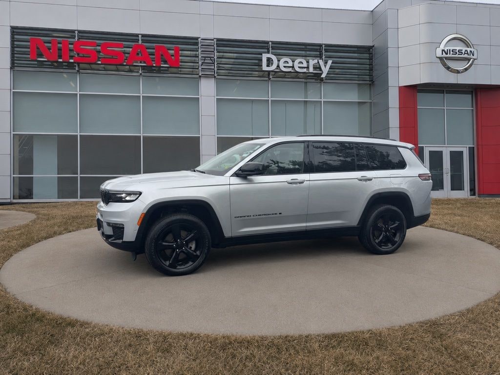 Used 2023 Jeep Grand Cherokee L Limited SUV