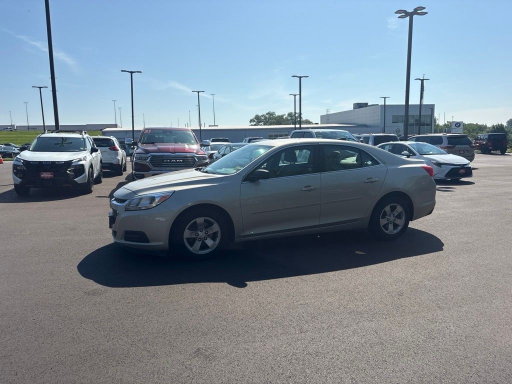 Used 2015 Chevrolet Malibu LS w/1FL Sedan