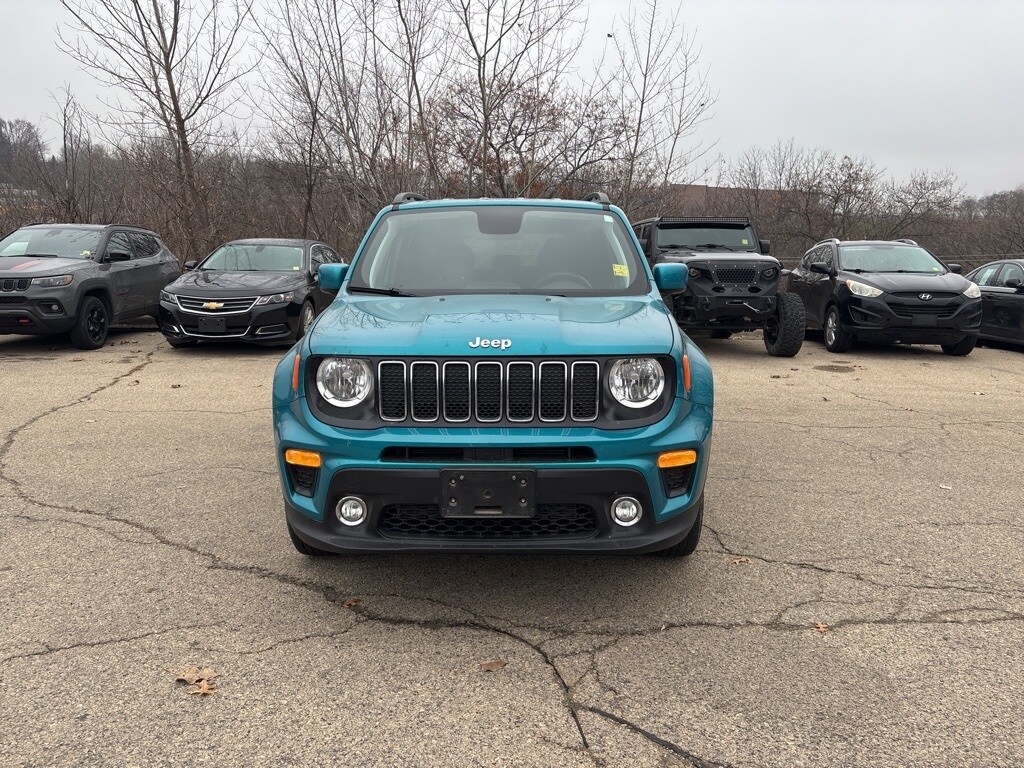 2019 Jeep Renegade Latitude photo 2