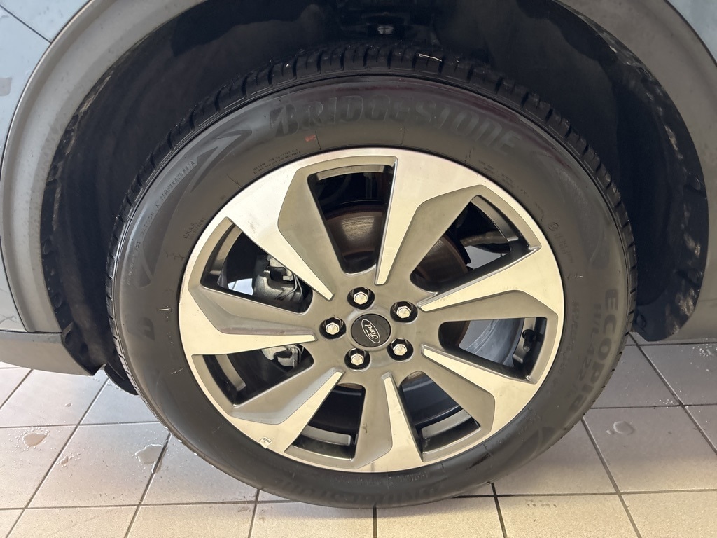 Used 2025 Ford Escape Platinum SUV