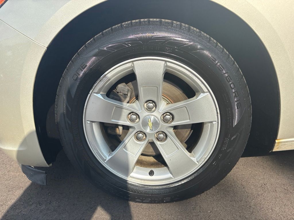 Used 2015 Chevrolet Malibu LS w/1FL Sedan