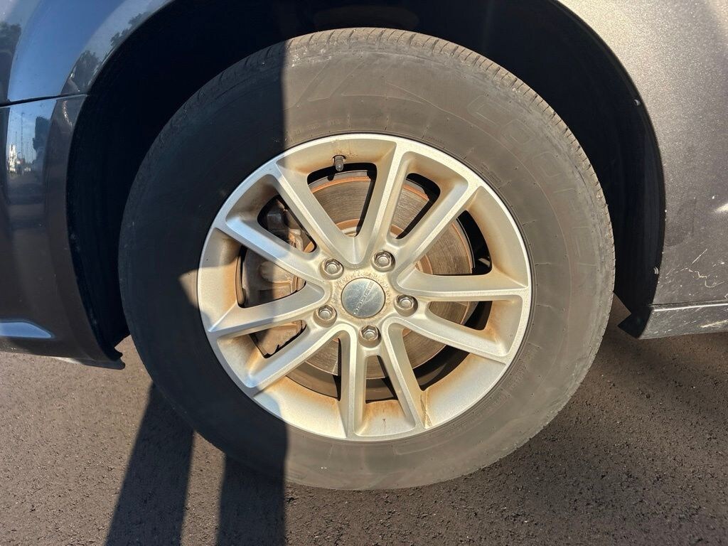 Used 2018 Dodge Grand Caravan SXT Van Passenger Van