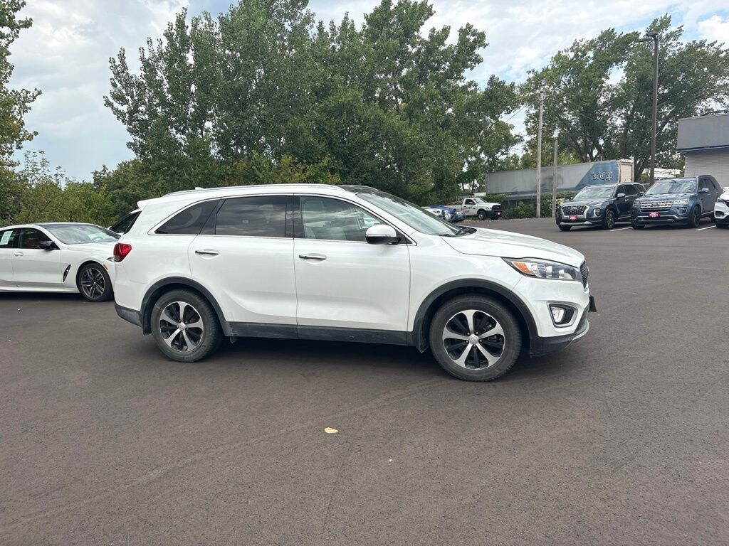 Used 2017 Kia Sorento 2.0T EX SUV