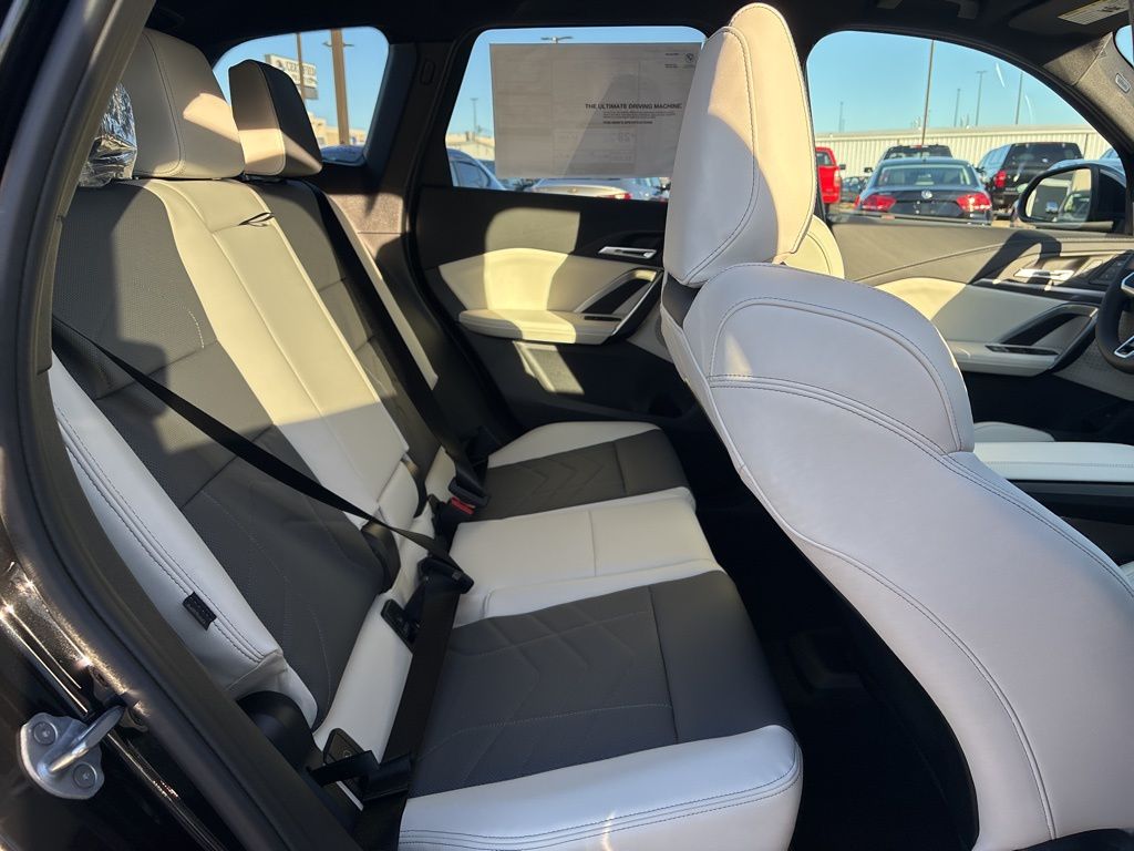 2026 BMW X1 XDrive28i - Photo 17
