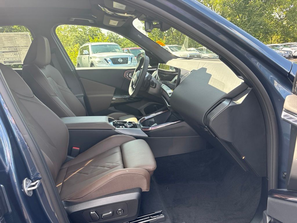 2026 BMW X3 30 - Photo 18