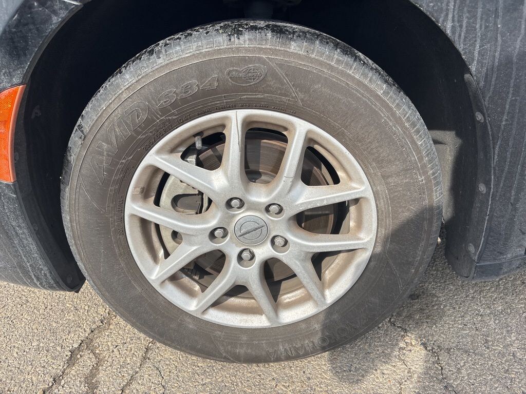 Used 2025 Chrysler Pacifica Select Van Passenger Van