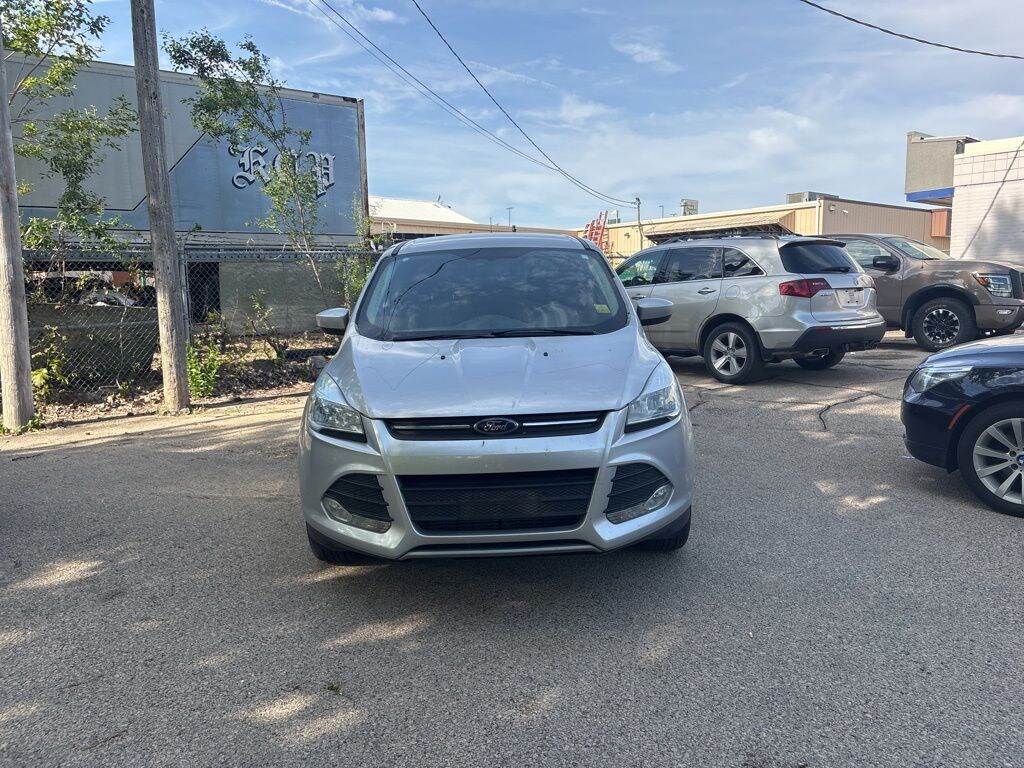 Used 2016 Ford Escape SE SUV