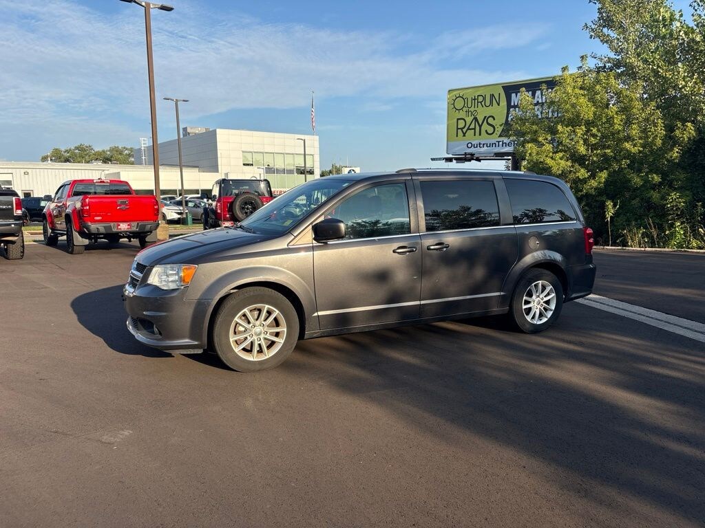 Used 2018 Dodge Grand Caravan SXT Van Passenger Van