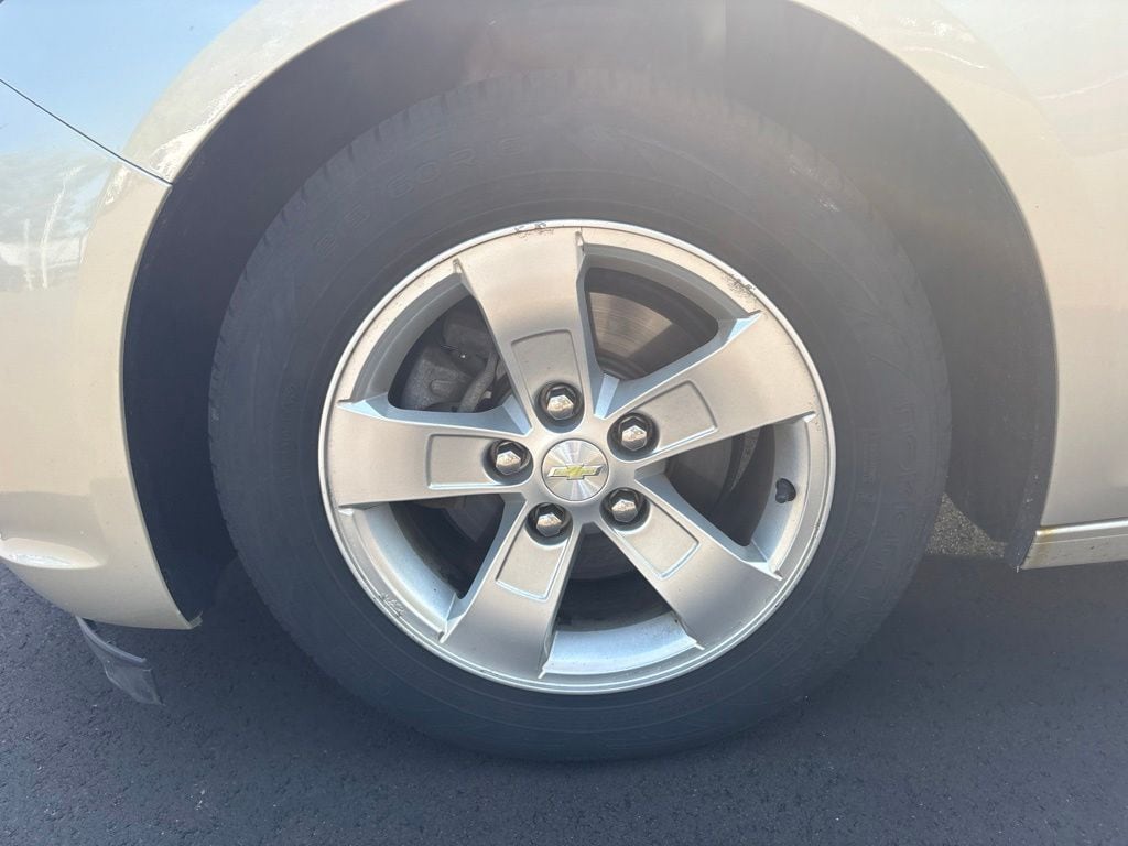 Used 2015 Chevrolet Malibu LS w/1FL Sedan