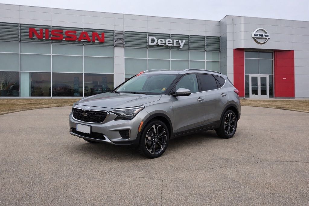 Used 2025 Kia Seltos EX SUV