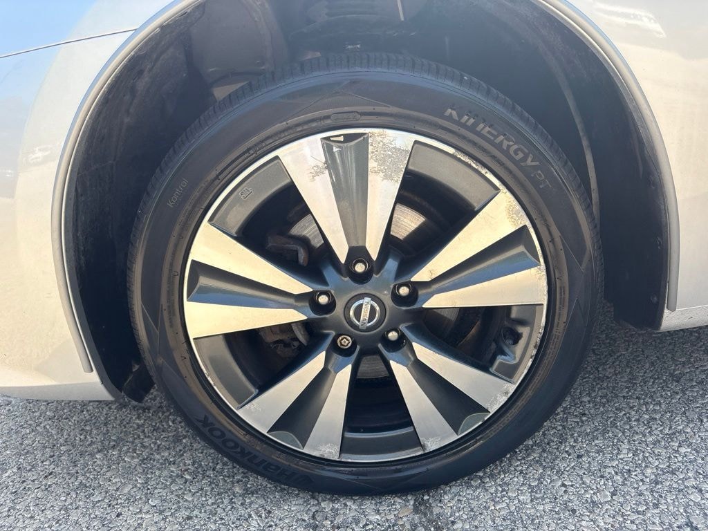 Used 2016 Nissan Sentra SL Sedan
