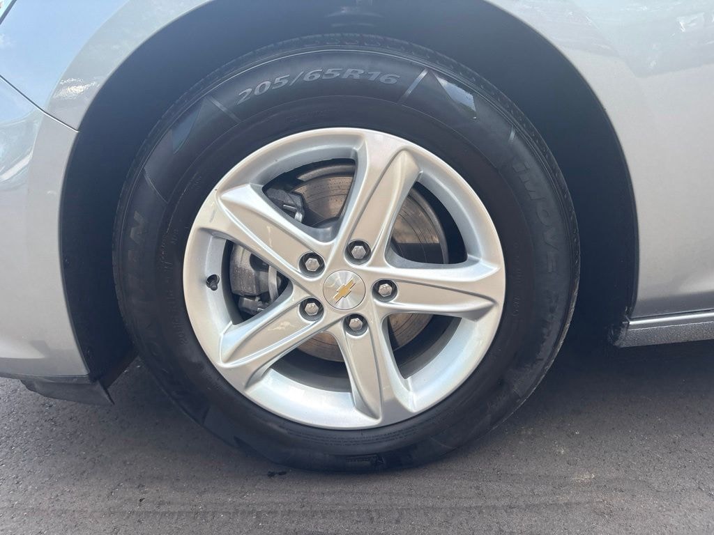 Used 2024 Chevrolet Malibu LS w/1FL Sedan