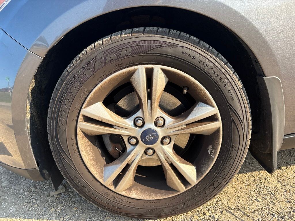Used 2014 Ford Focus SE Sedan