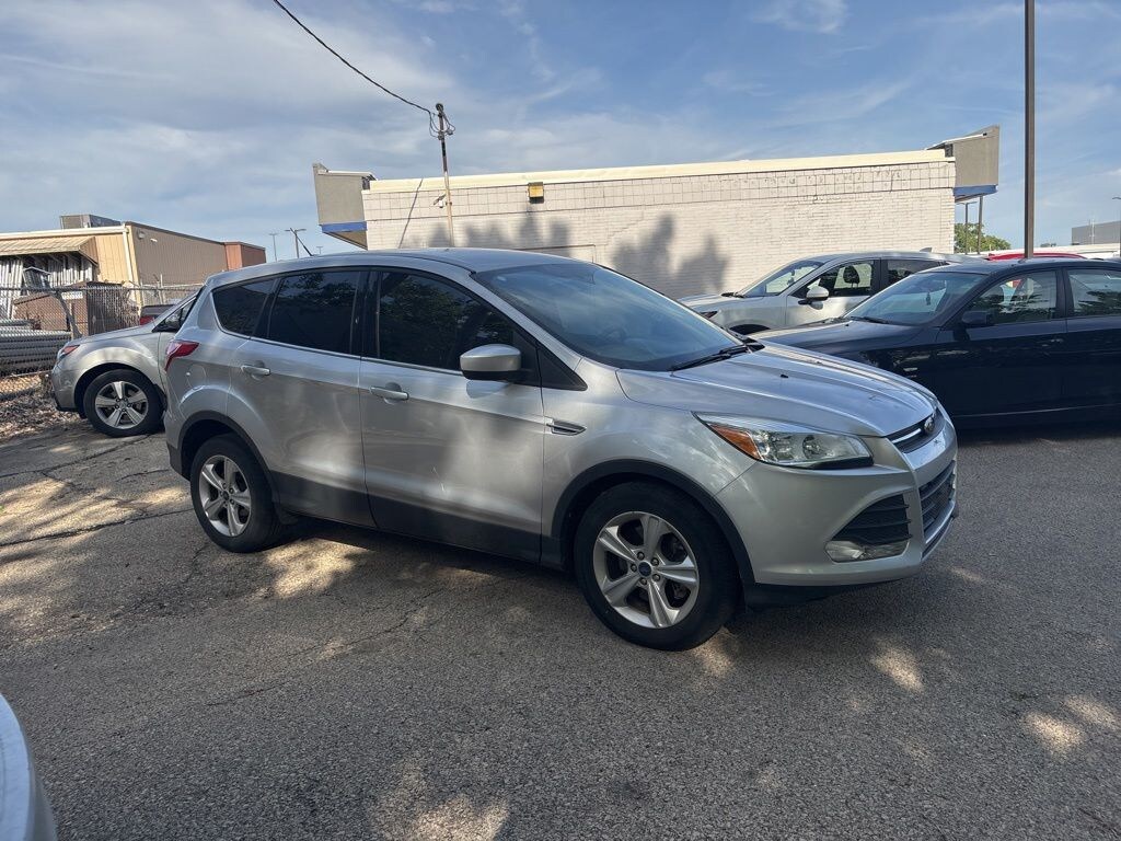 Used 2016 Ford Escape SE SUV