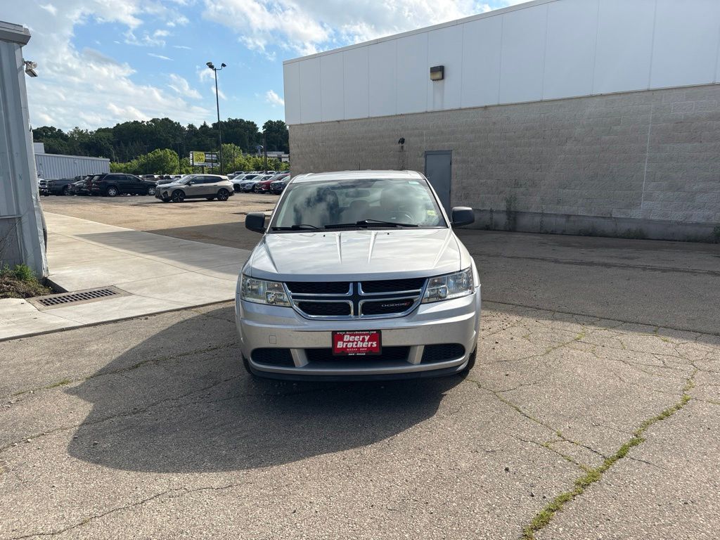 Used 2012 Dodge Journey SE with VIN 3C4PDCAB0CT257042 for sale in Dubuque, IA