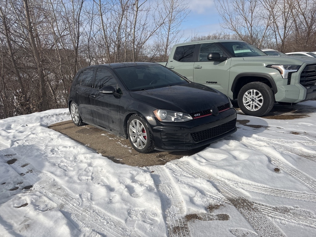 2017 Volkswagen Golf GTI S