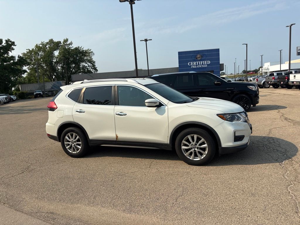 Used 2017 Nissan Rogue SV SUV