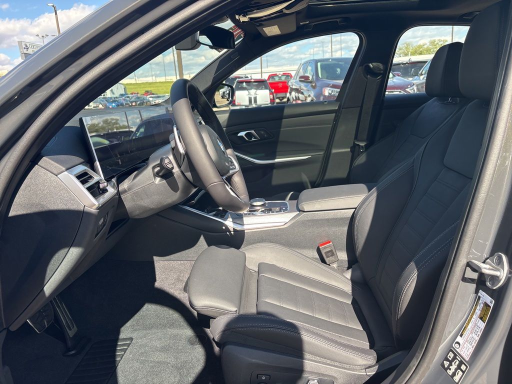 2026 BMW 3 Series 330i - Photo 6