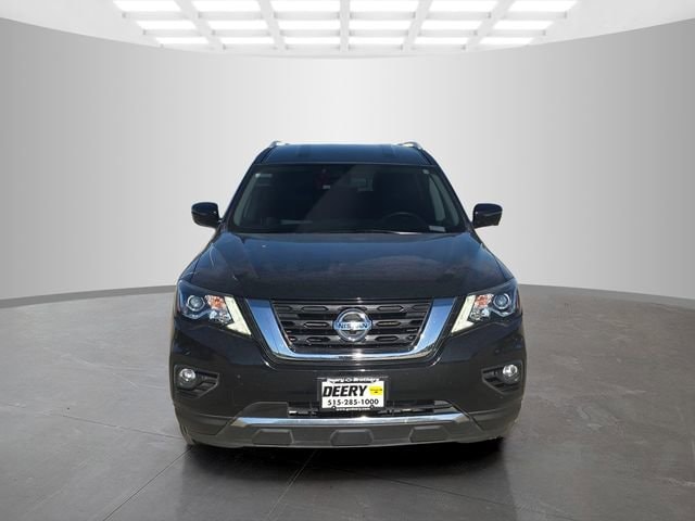 Used 2018 Nissan Pathfinder SL with VIN 5N1DR2MM5JC637140 for sale in Pleasant Hill, IA