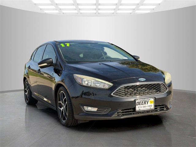Used 2017 Ford Focus SEL with VIN 1FADP3M28HL296041 for sale in Pleasant Hill, IA