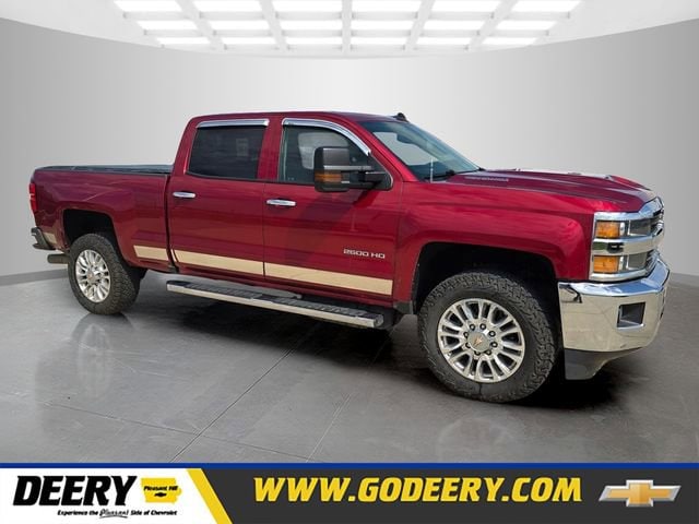 2019 Chevrolet Silverado HD LT 4WD Crew Cab Standard Box's photo