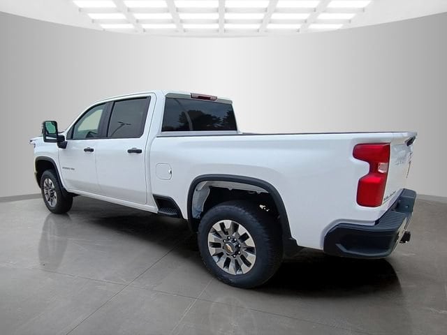 2026 Chevrolet Silverado 2500 HD Custom - Photo 9