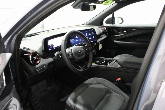 Used 2025 Chevrolet Blazer EV RS with VIN 3GNKDHRK8SS105291 for sale in Pleasant Hill, IA