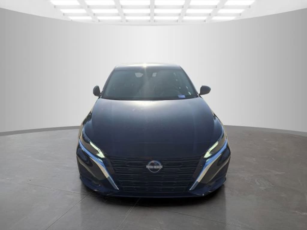 Used 2025 Nissan Altima SV