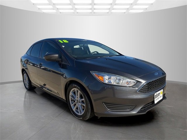 Used 2018 Ford Focus SE with VIN 1FADP3FE9JL270545 for sale in Pleasant Hill, IA