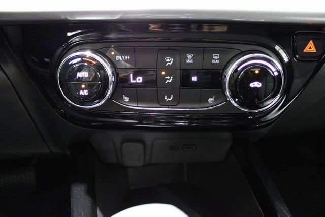 2026 Chevrolet Trax LT - Photo 9