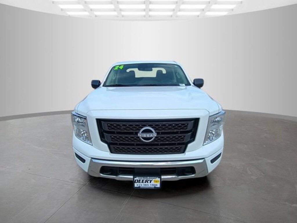 Used 2024 Nissan Titan SV