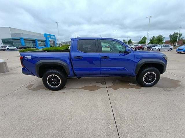 2025 Toyota Tacoma TRD Off Road - Photo 16
