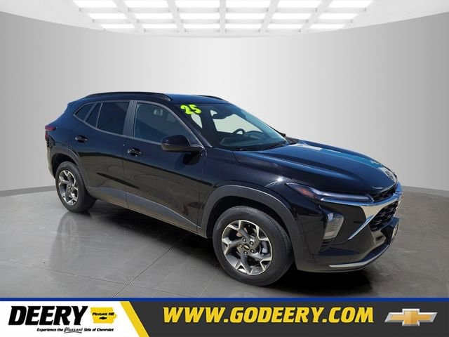 2025 Chevrolet Trax LT's photo